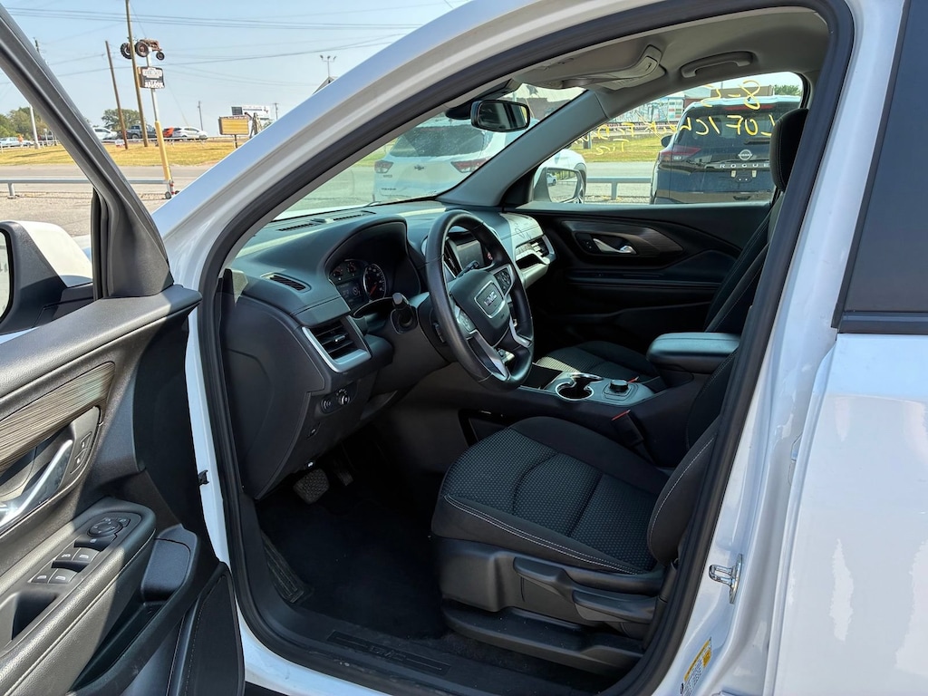 Used 2024 GMC Terrain SLE SUV