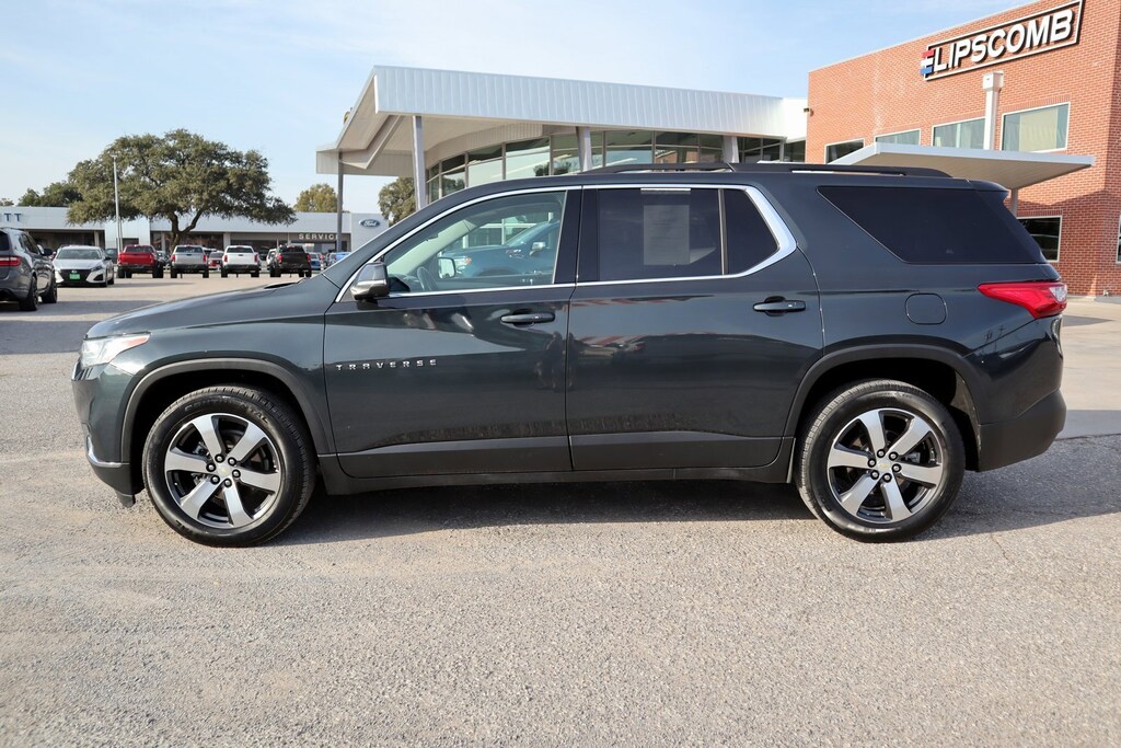 Used 2021 Chevrolet Traverse LT Leather SUV