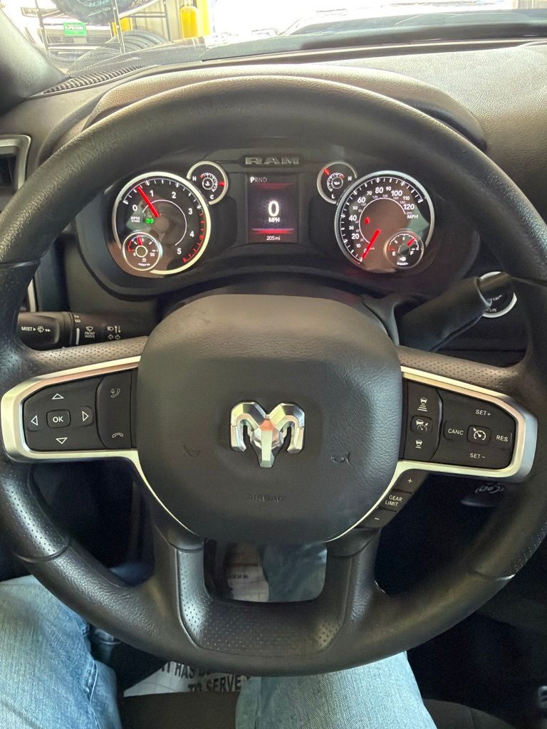 2025 RAM 2500 Tradesman - Photo 25