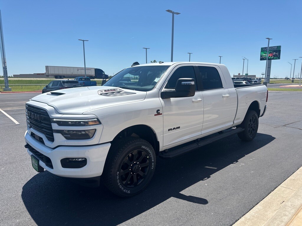 2025 Ram 2500 Laramie photo 2