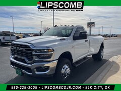 2026 Ram 3500 Tradesman Regular Cab Truck