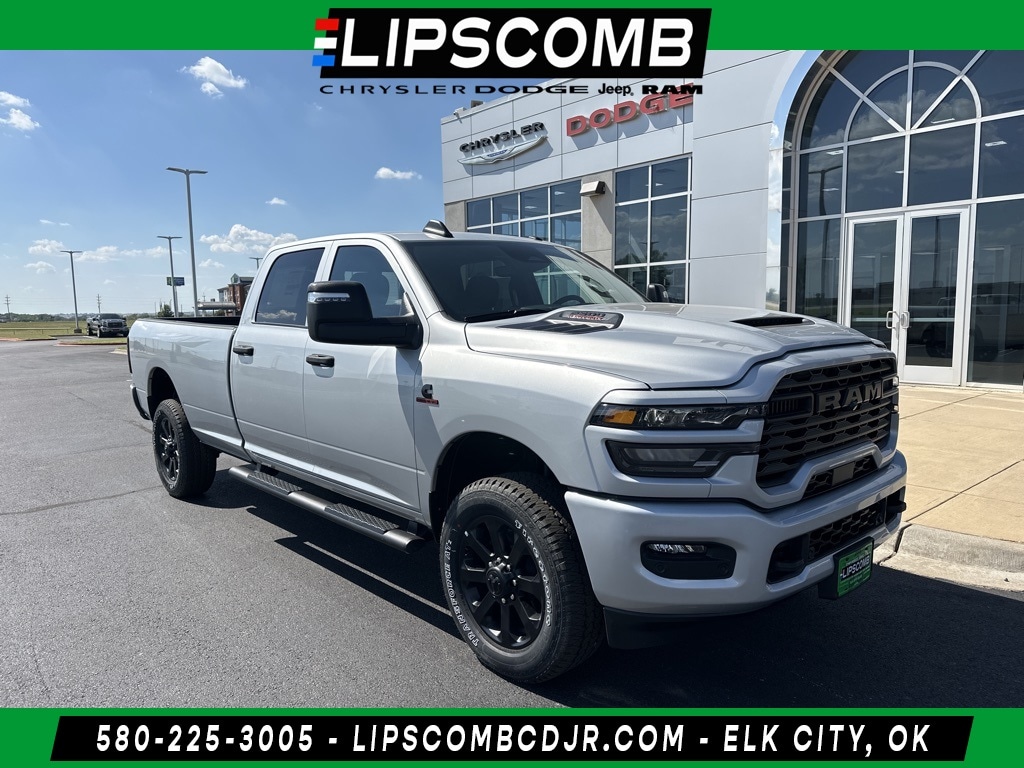 2026 RAM Ram 2500 Pickup Tradesman/Black Express's photo