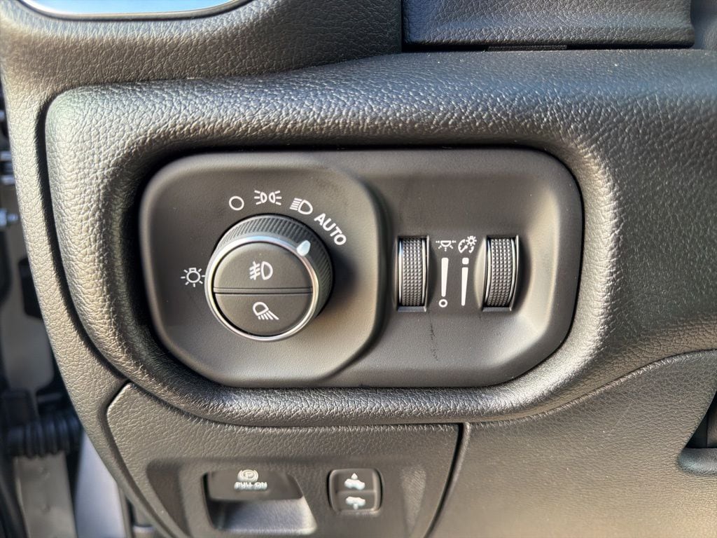 2026 RAM 1500 Big Horn/Lone Star - Photo 24