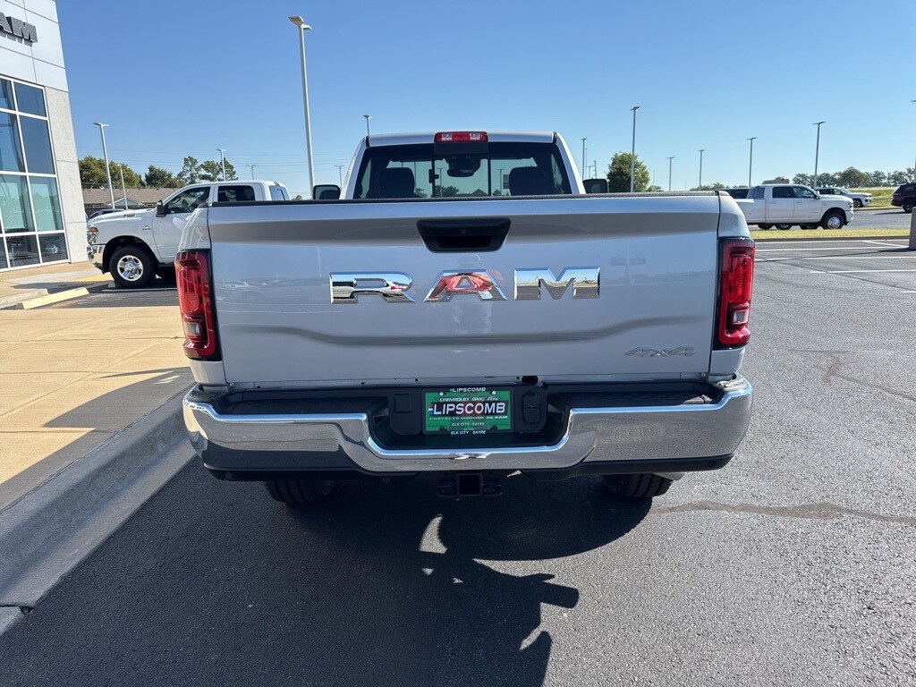 2025 Ram 3500 Tradesman photo 4