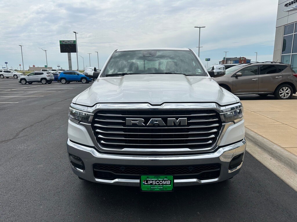 2025 Ram 1500 Laramie photo 2
