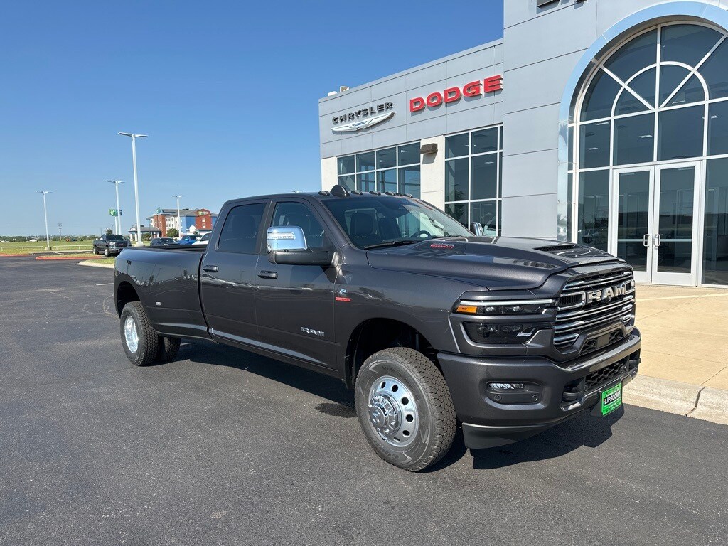 2025 Ram 3500 Laramie photo 2