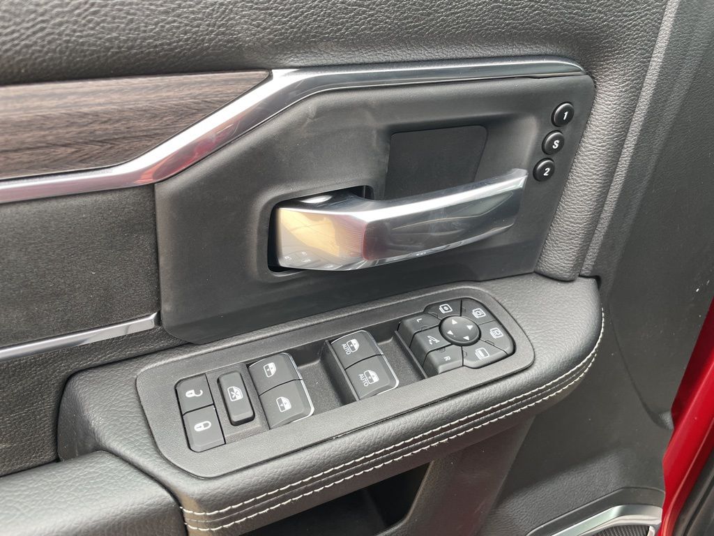 2026 RAM 2500 Laramie - Photo 8