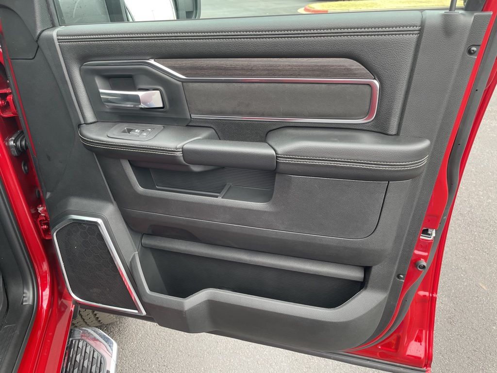 2026 RAM 2500 Laramie - Photo 45