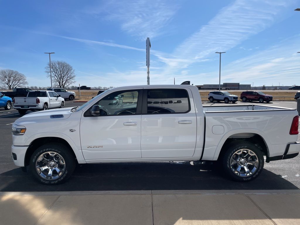 View vehicle photo 4