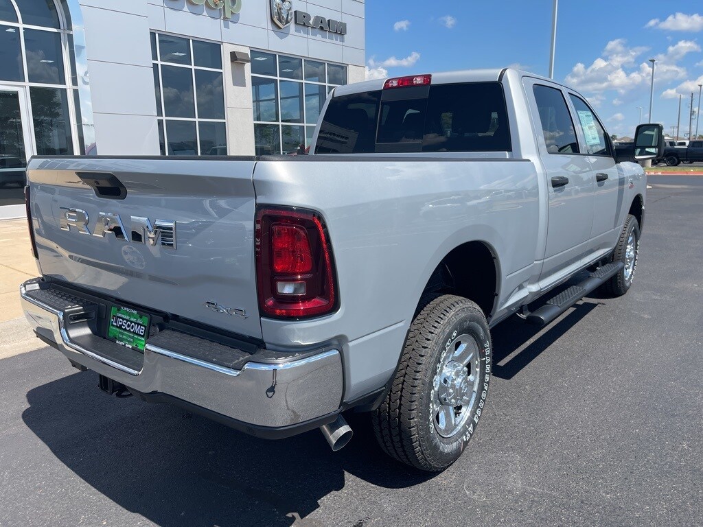 2025 Ram 2500 Tradesman photo 4