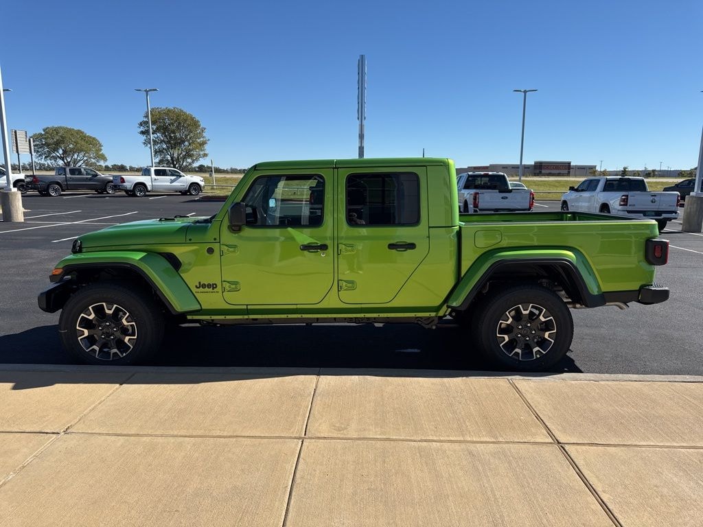 New 2025 Jeep Gladiator Sport S Pickup