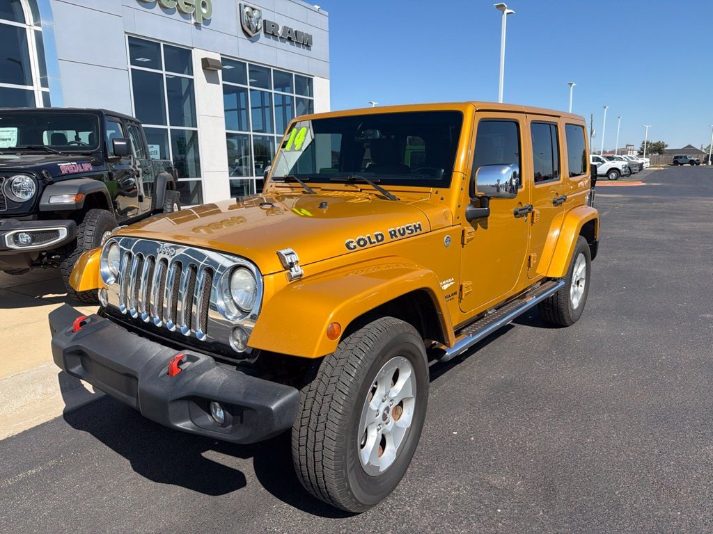 Used 2014 Jeep Wrangler Unlimited Sahara with VIN 1C4BJWEG2EL209602 for sale in Elk City, OK
