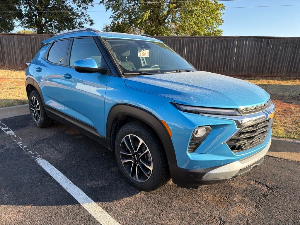 Used 2025 Chevrolet Trailblazer LT SUV