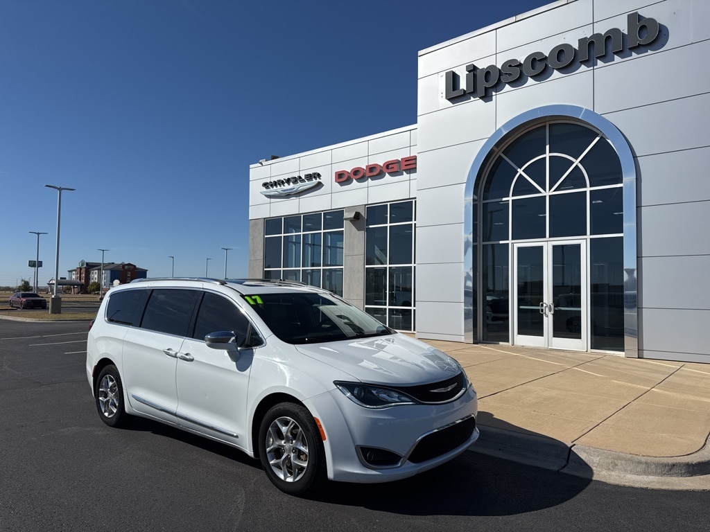 2017 Chrysler Pacifica Van 