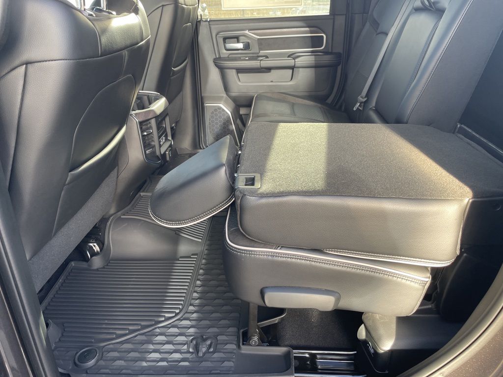 2026 RAM 2500 Laramie - Photo 33