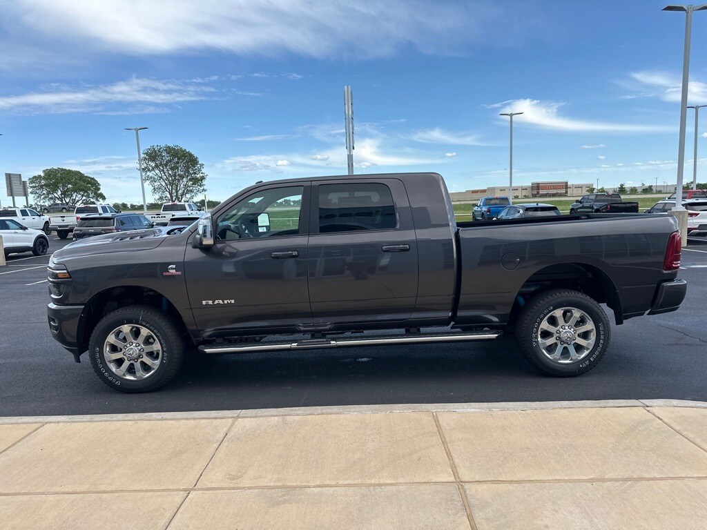 2025 Ram 2500 Laramie photo 2