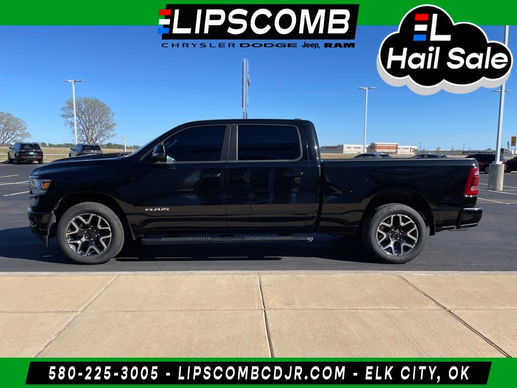Diamond Black Crystal Pearlcoat 2023 RAM 1500 Laramie Crew Cab 4WD Pickup Truck Four-Wheel Drive 8-Speed Automatic