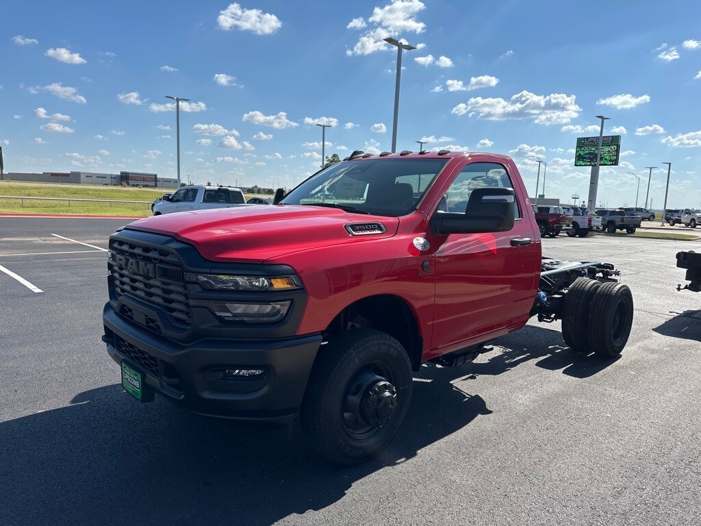 2026 Ram 3500 Tradesman photo 4