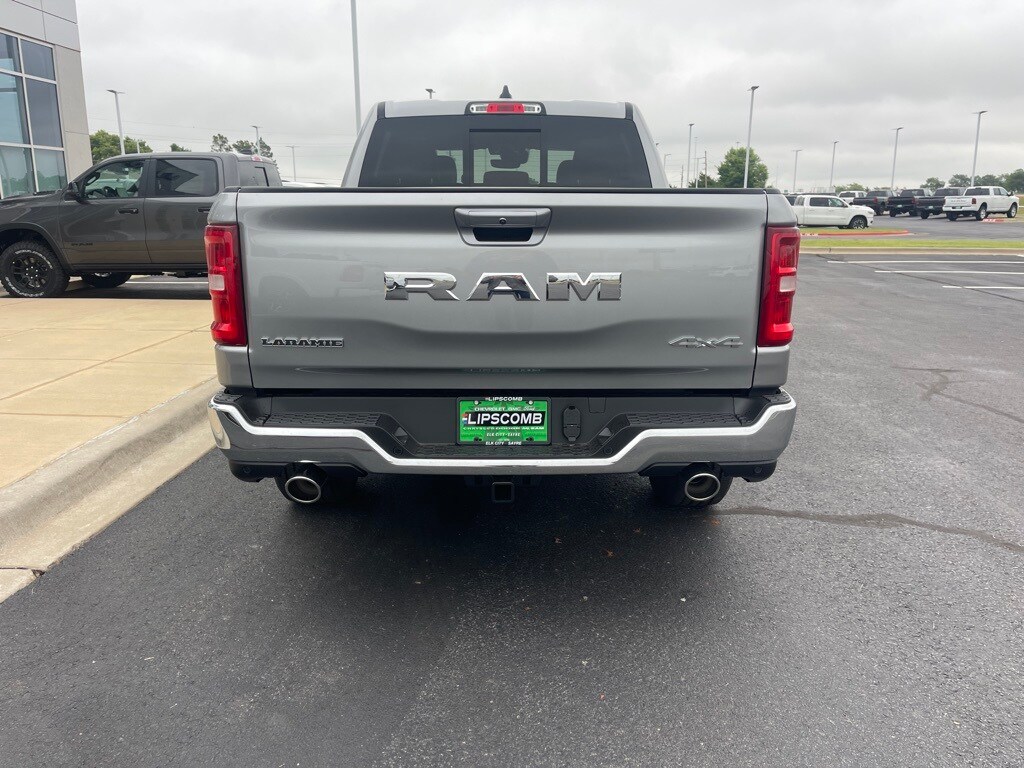 2025 Ram 1500 Laramie photo 4