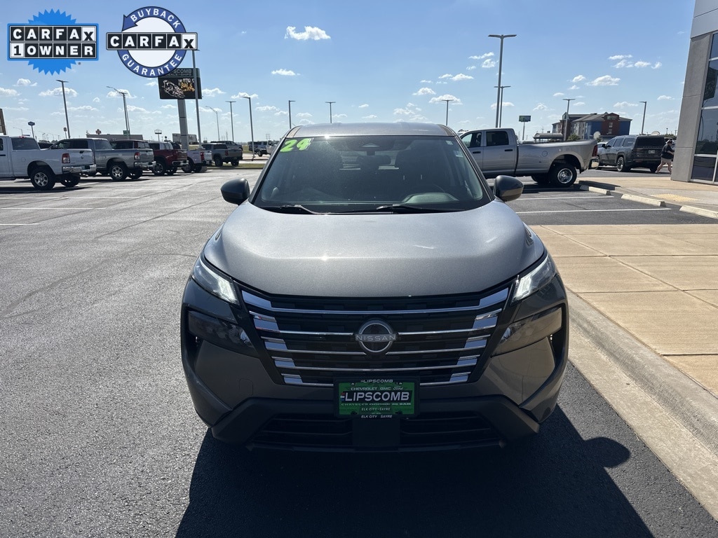 Used 2024 Nissan Rogue SV SUV