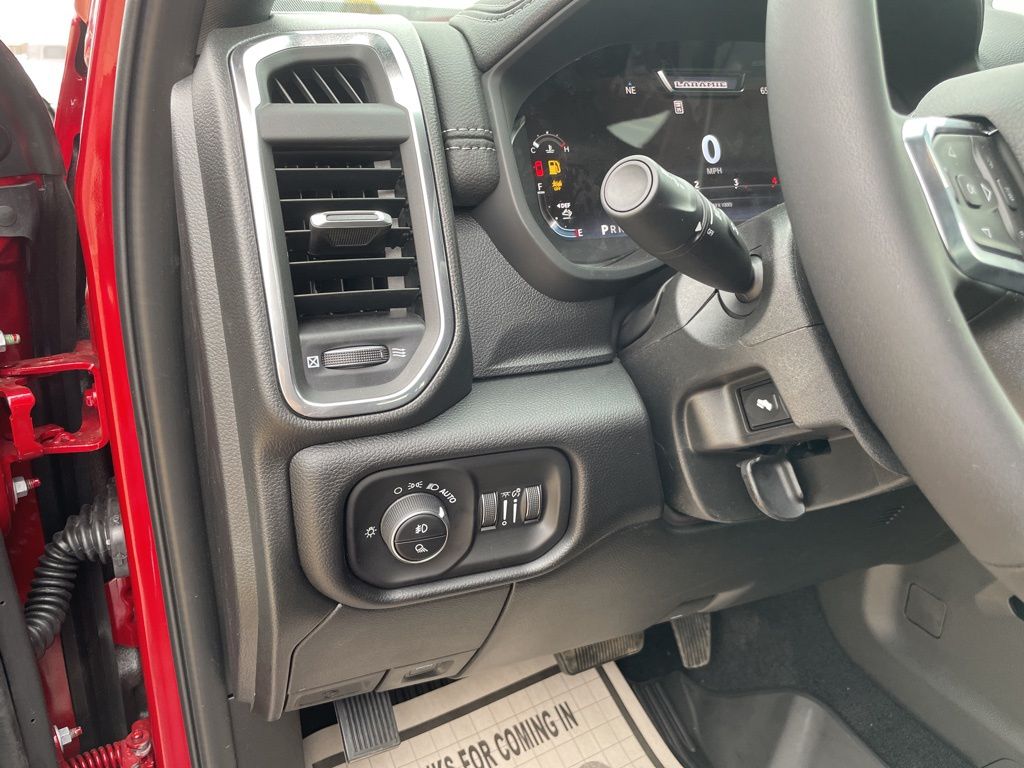 2026 RAM 2500 Laramie - Photo 11