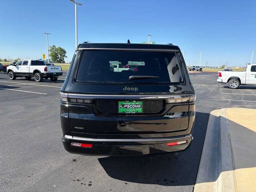 New 2026 Jeep Grand Wagoneer Limited Altitude Sport Utility