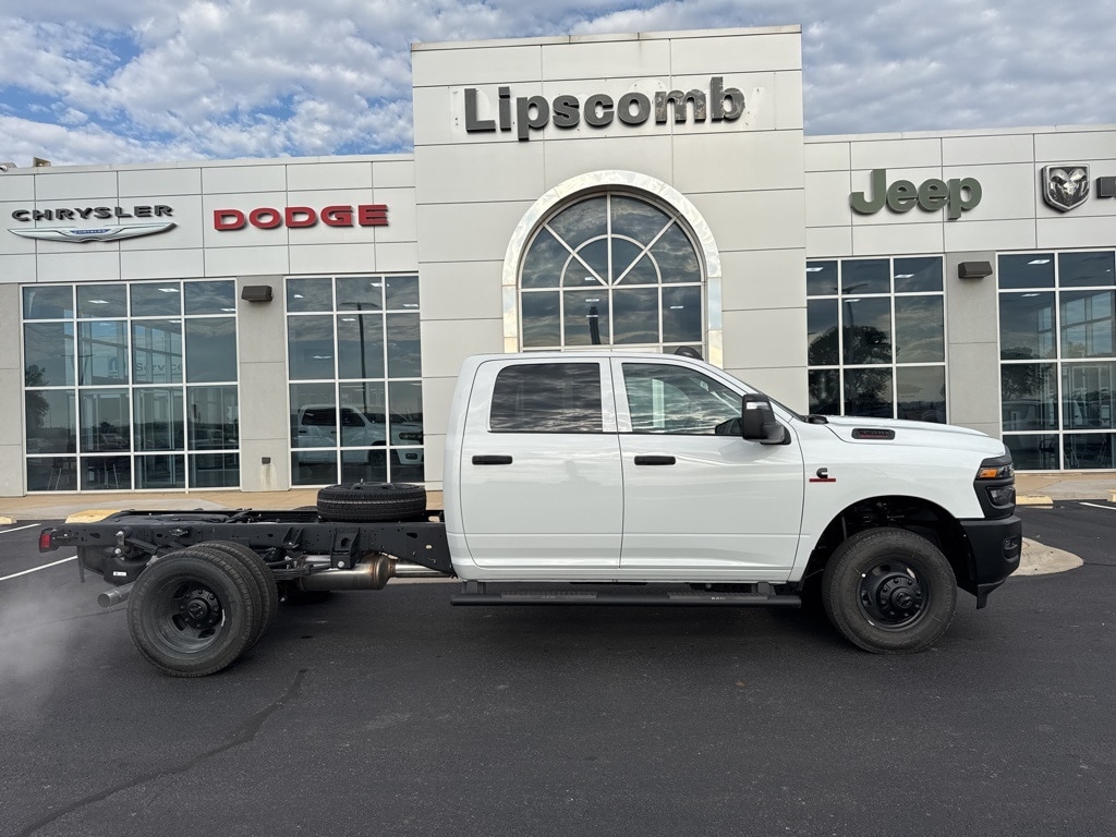 2026 Ram 3500 Chassis Cab Pickup 