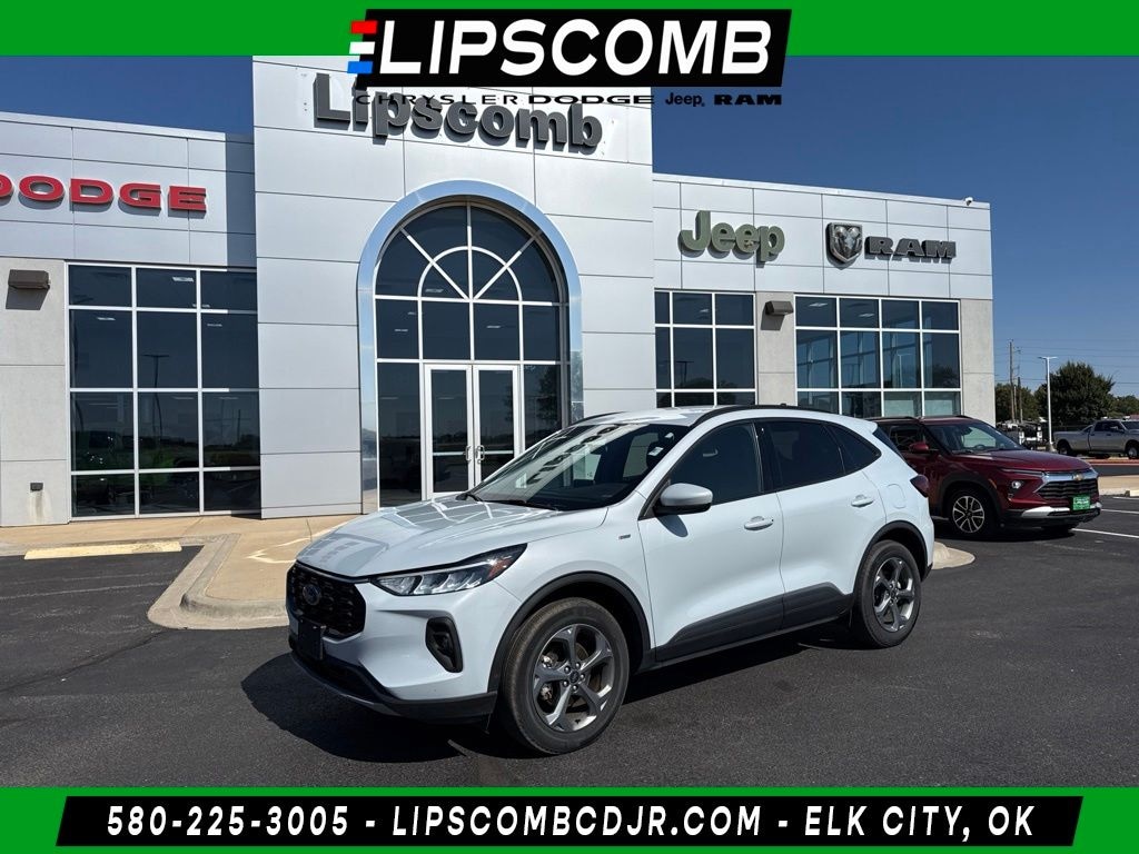 Used 2025 Ford Escape ST-Line Select SUV