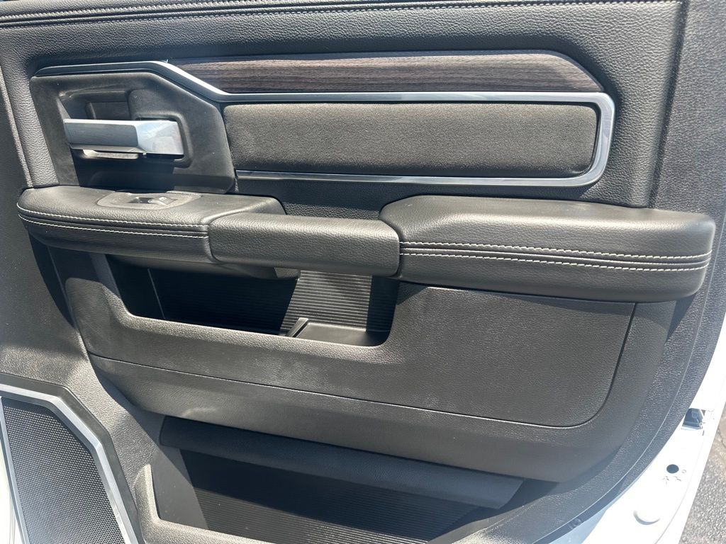2025 RAM 2500 Laramie - Photo 13