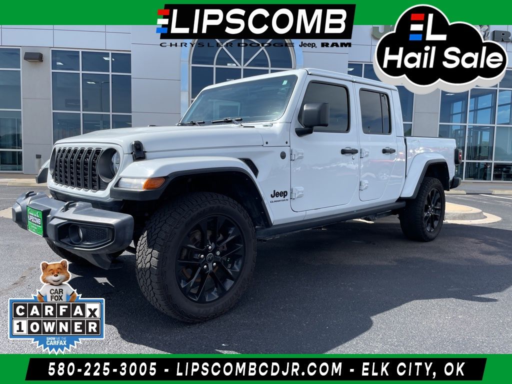 2025 Jeep Gladiator Nighthawk Auto's photo