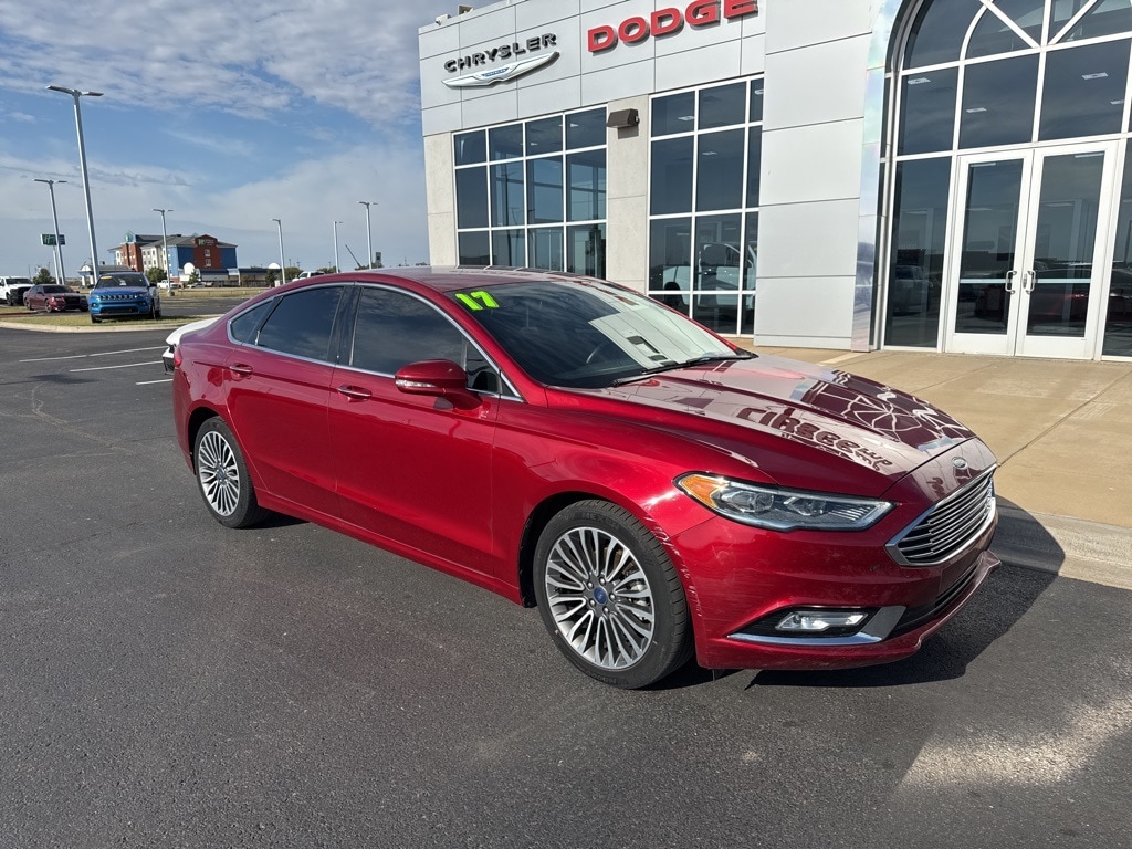 Used 2017 Ford Fusion SE with VIN 3FA6P0HD8HR335327 for sale in Elk City, OK