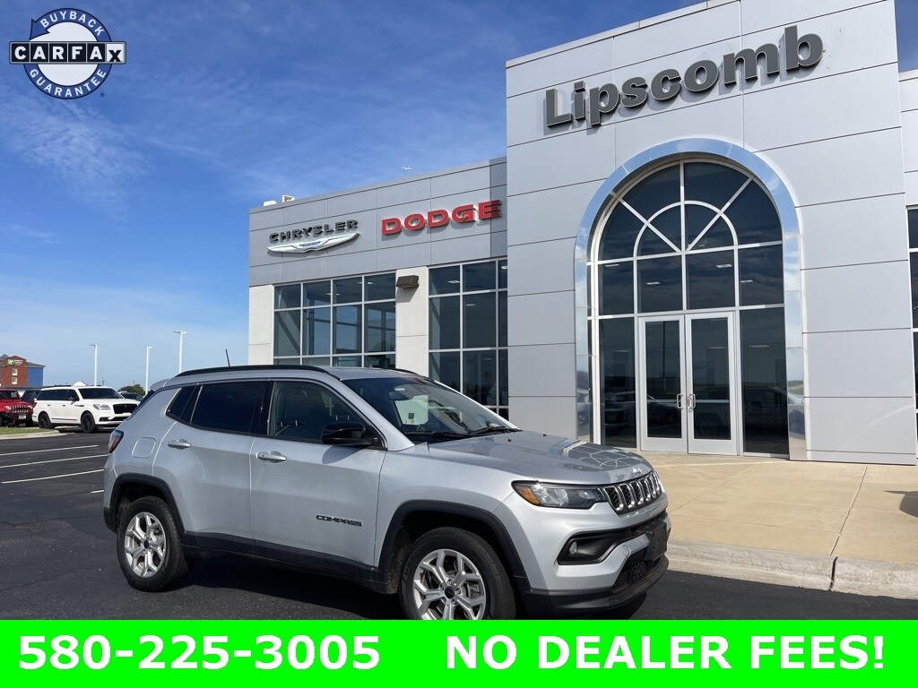 2025 Jeep Compass Latitude photo 2