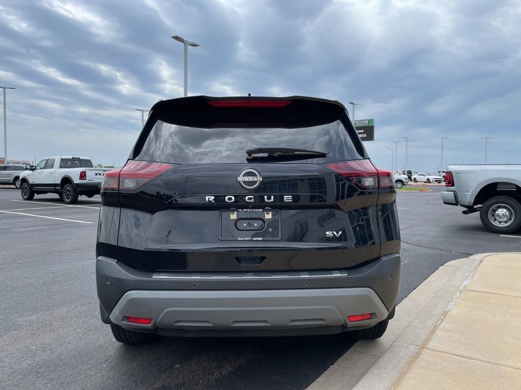 Used 2023 Nissan Rogue SV SUV