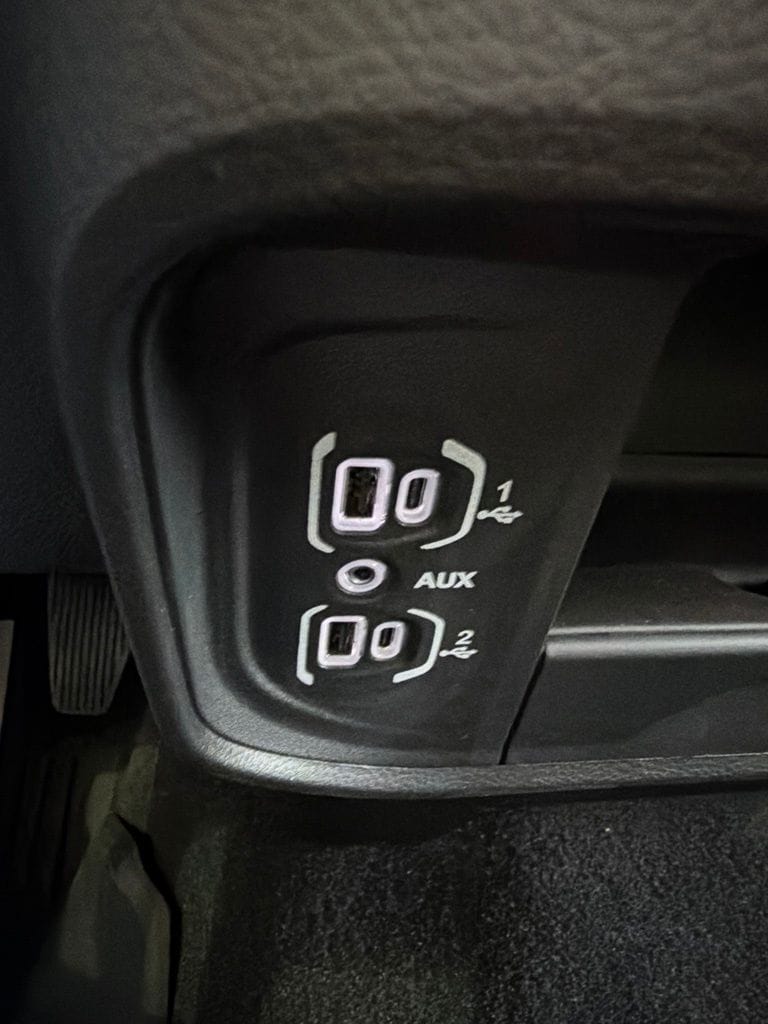 2025 RAM 2500 Tradesman - Photo 21