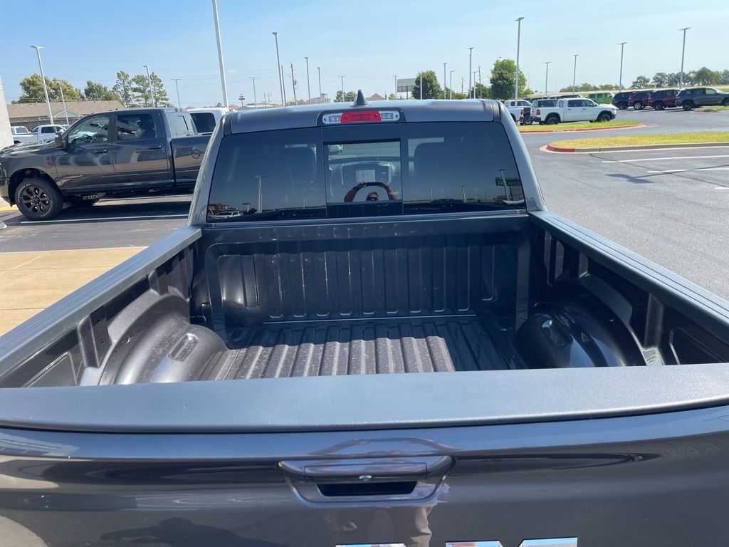 2026 RAM 1500 Laramie - Photo 9