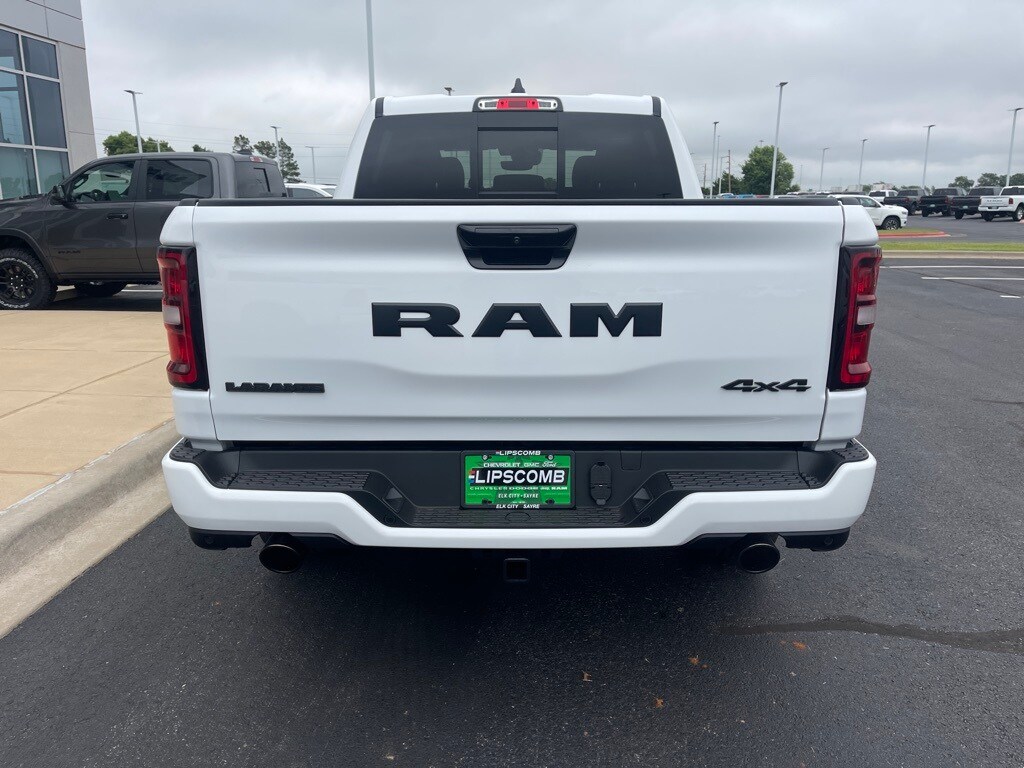 2025 Ram 1500 Laramie photo 4