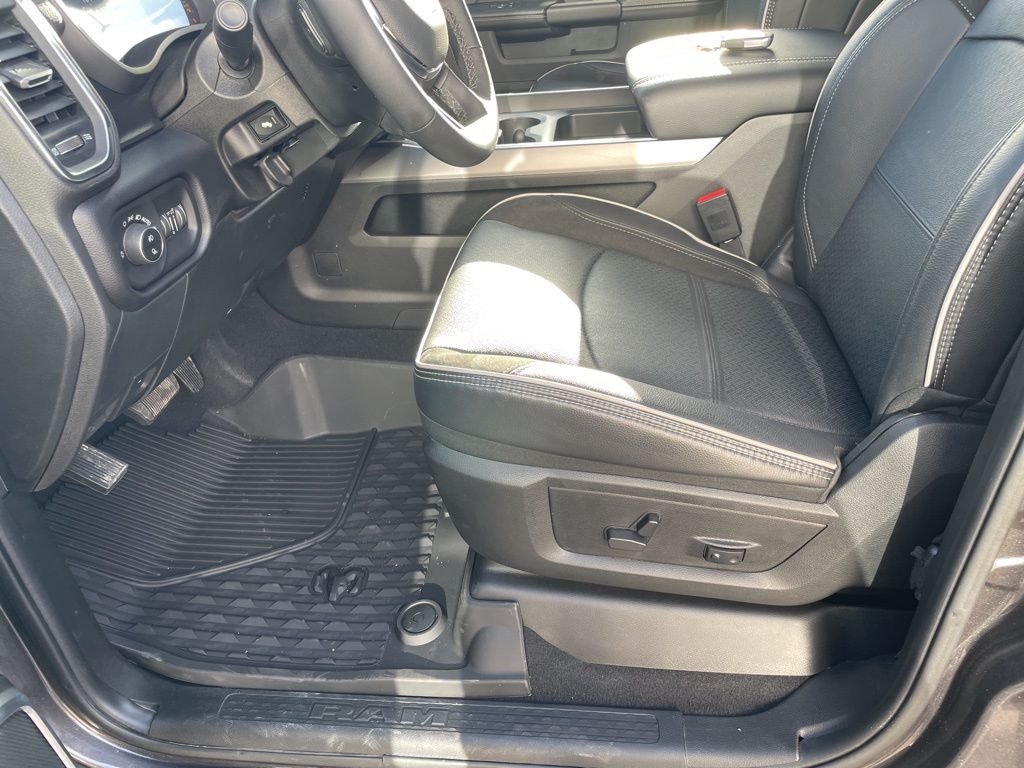 2026 RAM 2500 Laramie - Photo 13