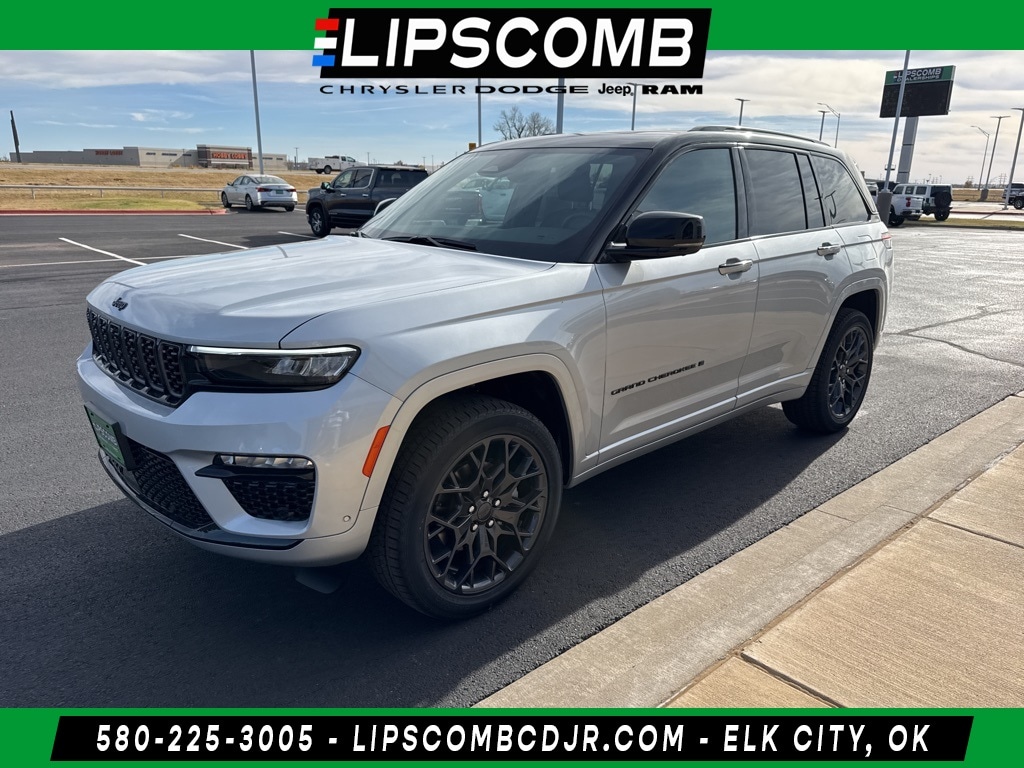 2025 Jeep Grand Cherokee Summit's photo