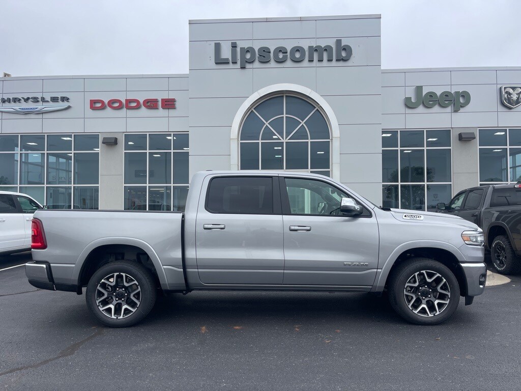 2025 Ram 1500 Laramie photo 2