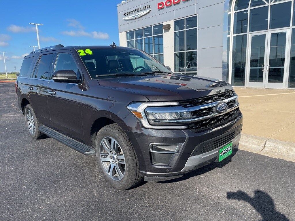 2024 Ford Expedition Limited photo 3