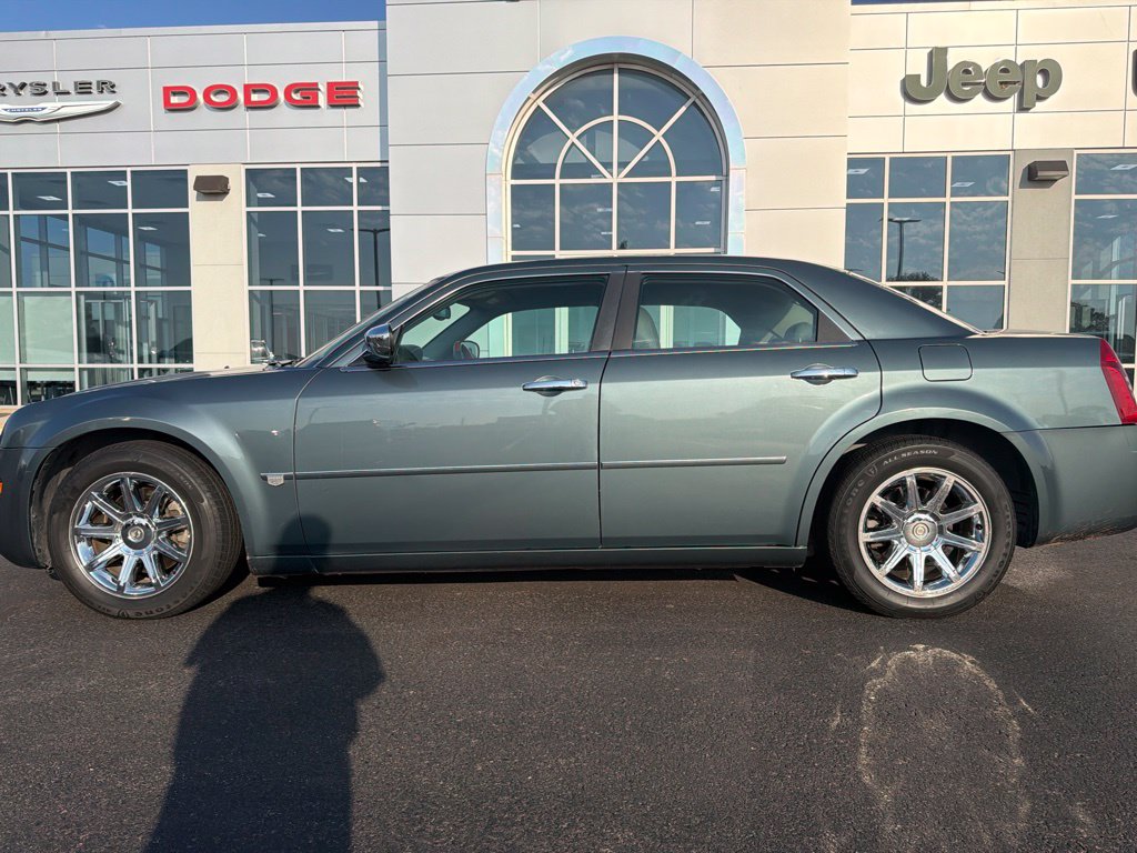 Used 2005 Chrysler 300 C with VIN 2C3JA63H65H608117 for sale in Elk City, OK