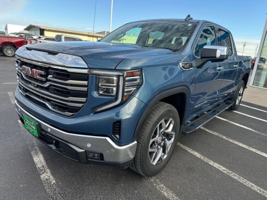 Used 2024 GMC Sierra 1500 SLT Truck