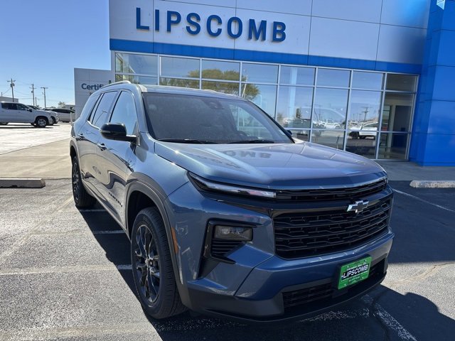 2026 Chevrolet Traverse LT's photo