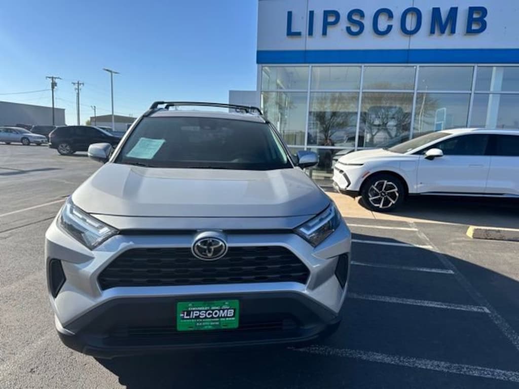 Used 2022 Toyota RAV4 XLE