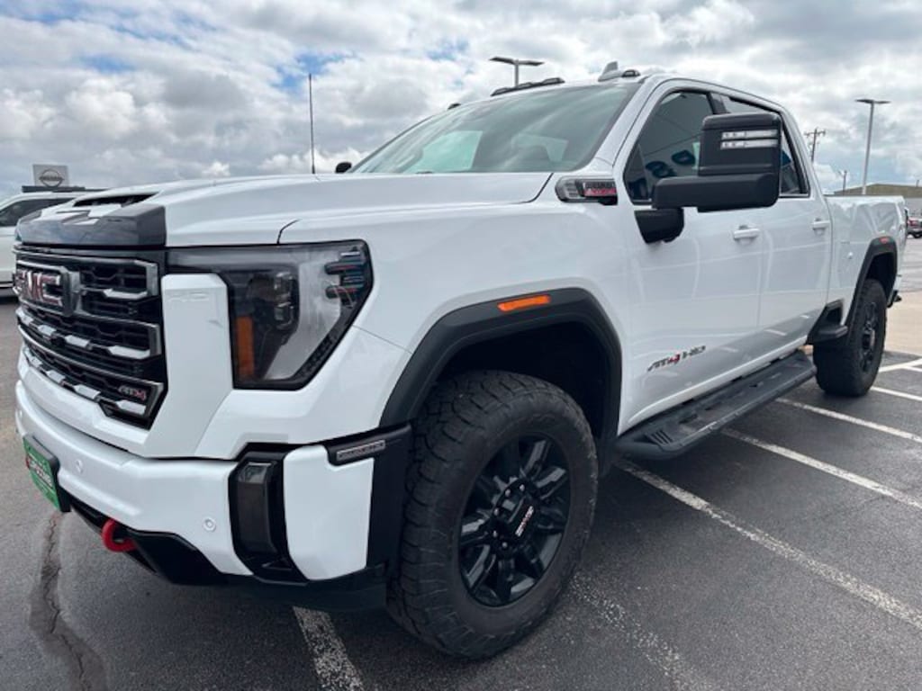 Used 2024 GMC Sierra 2500 HD AT4 Truck