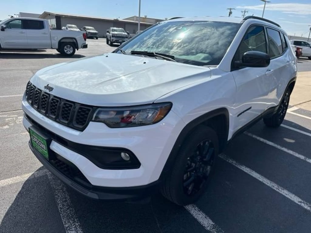 Used 2025 Jeep Compass Latitude