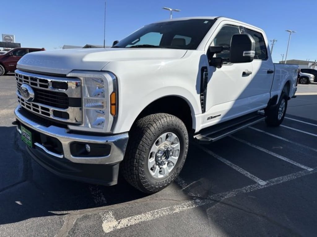 Used 2024 Ford F-250 XLT Truck