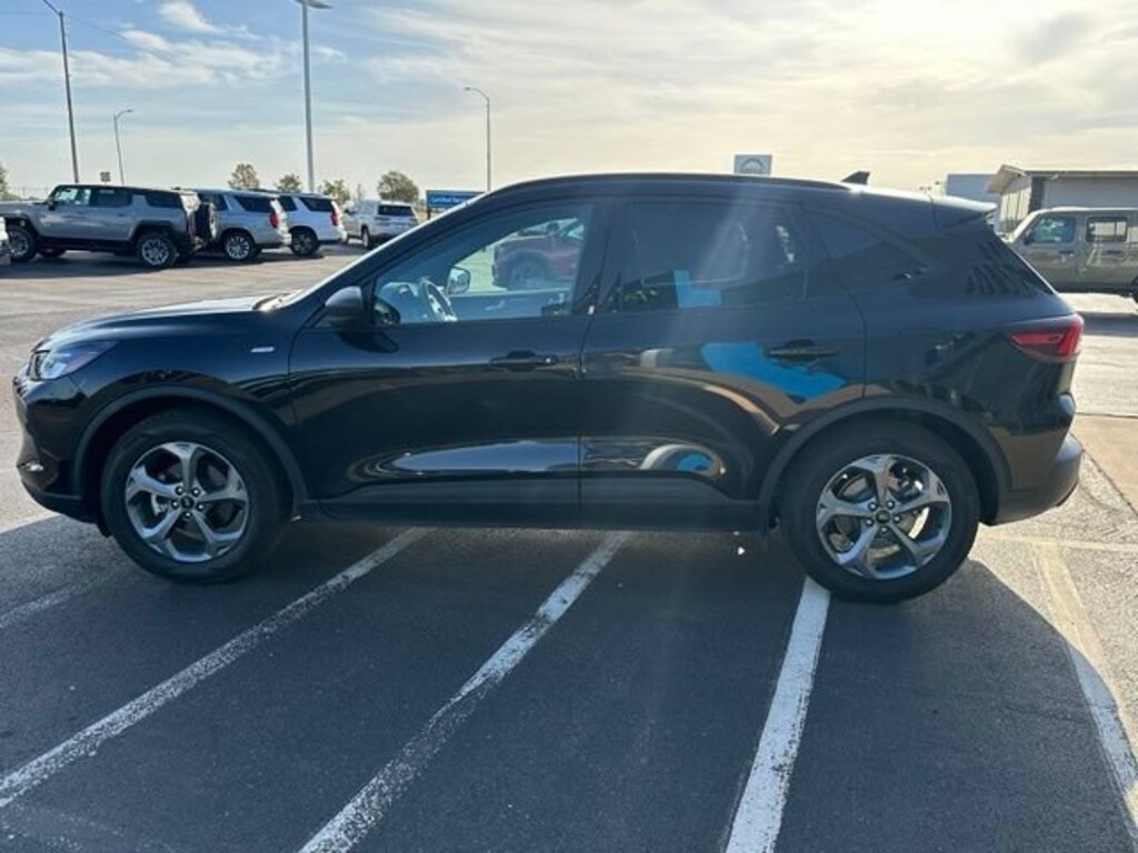 Used 2025 Ford Escape ST-Line