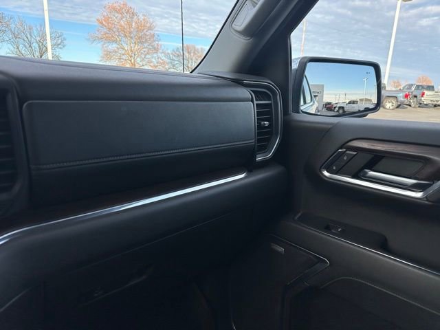 2024 GMC Sierra 1500 SLT - Photo 26