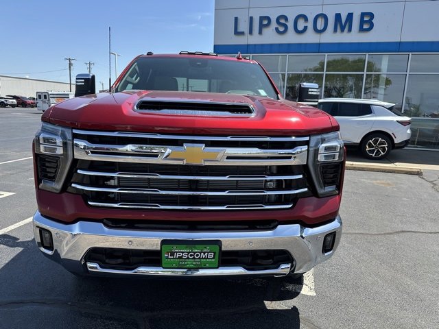 2025 Chevrolet Silverado 3500HD LTZ photo 2